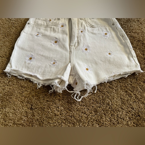 Angel Kim high waisted jean shorts; perfect condition - Picture 4 of 7